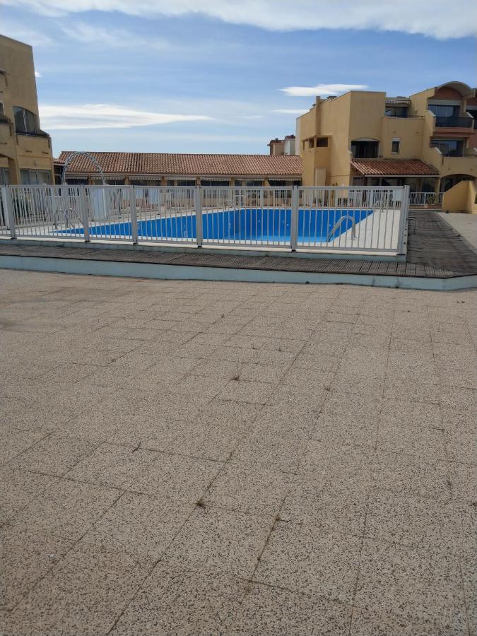 Mer Veilleuse Gruissan - Clim - Piscine Ngoại thất bức ảnh